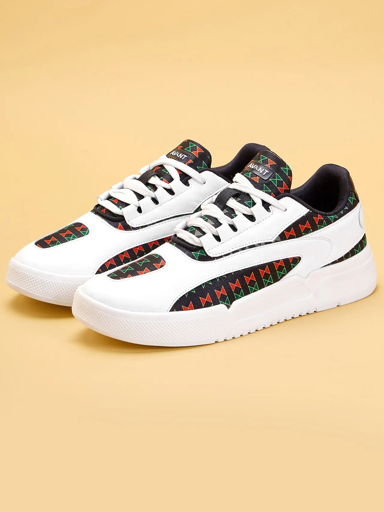 Avant Men's Maximus Sneaker Shoes - White/Black