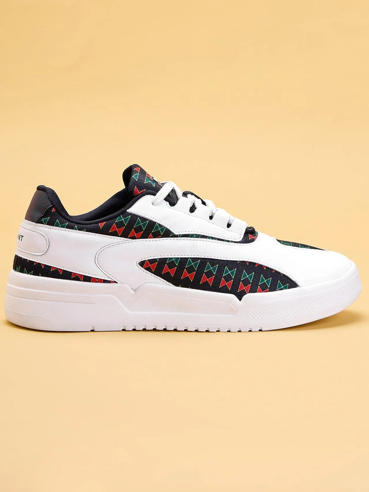 Avant Men's Maximus Sneaker Shoes - White/Black