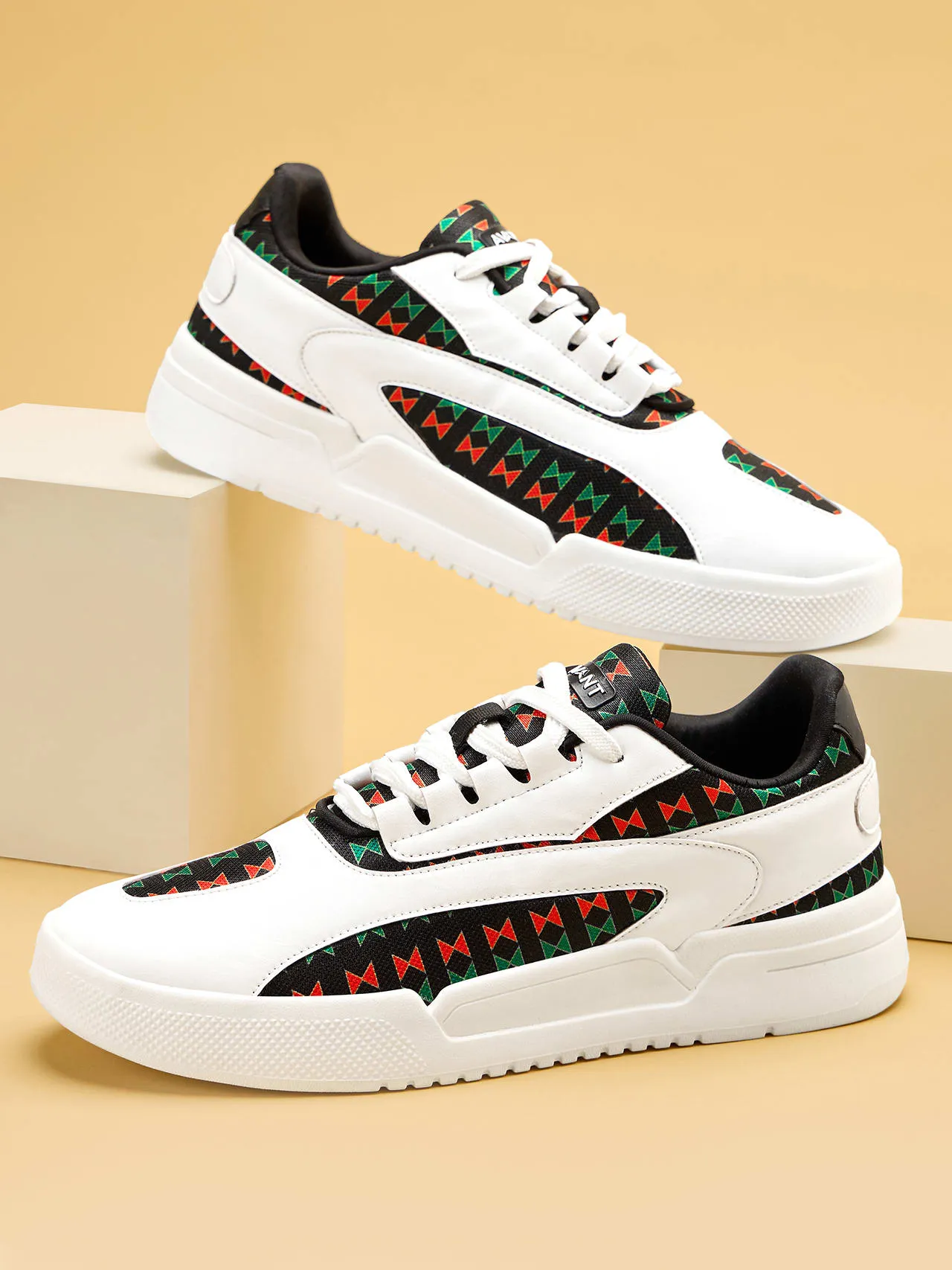 Avant Men's Maximus Sneaker Shoes - White/Black