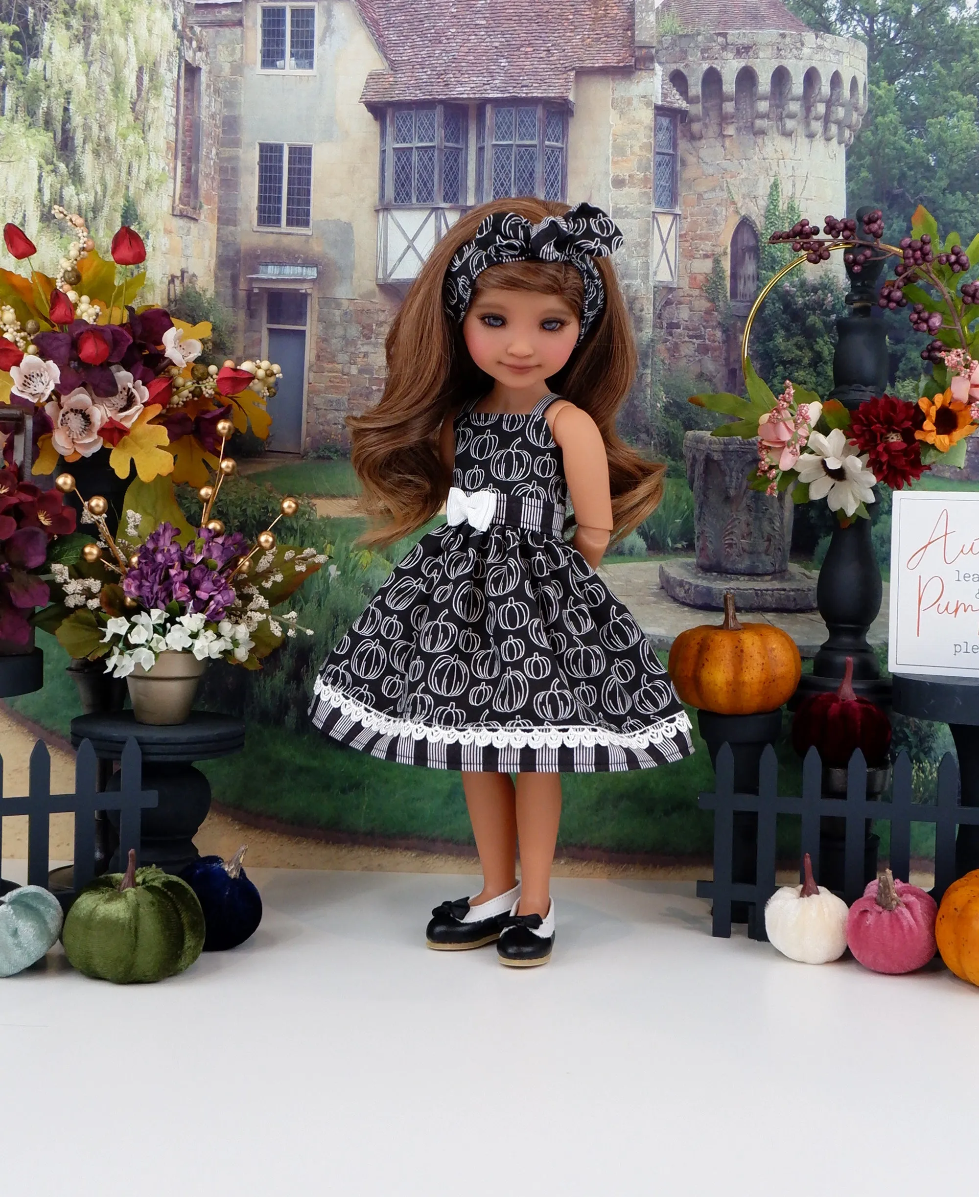 Monochromatic Pumpkin - dress with shoes for Ruby Red Fashion Friends doll