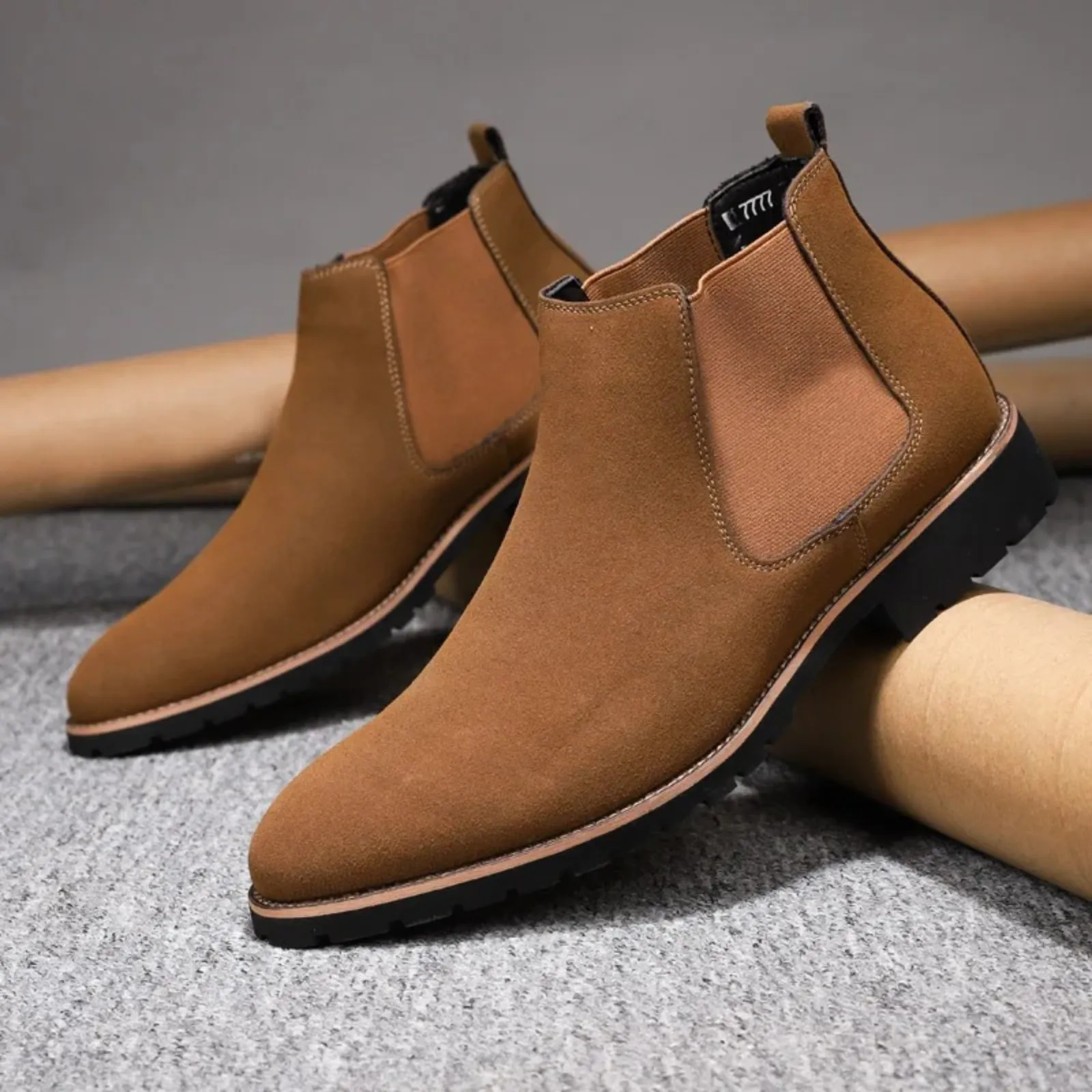 Solveth - Stevige Chelsea Boots Heren met Profielzool en Elastische Zijkanten
