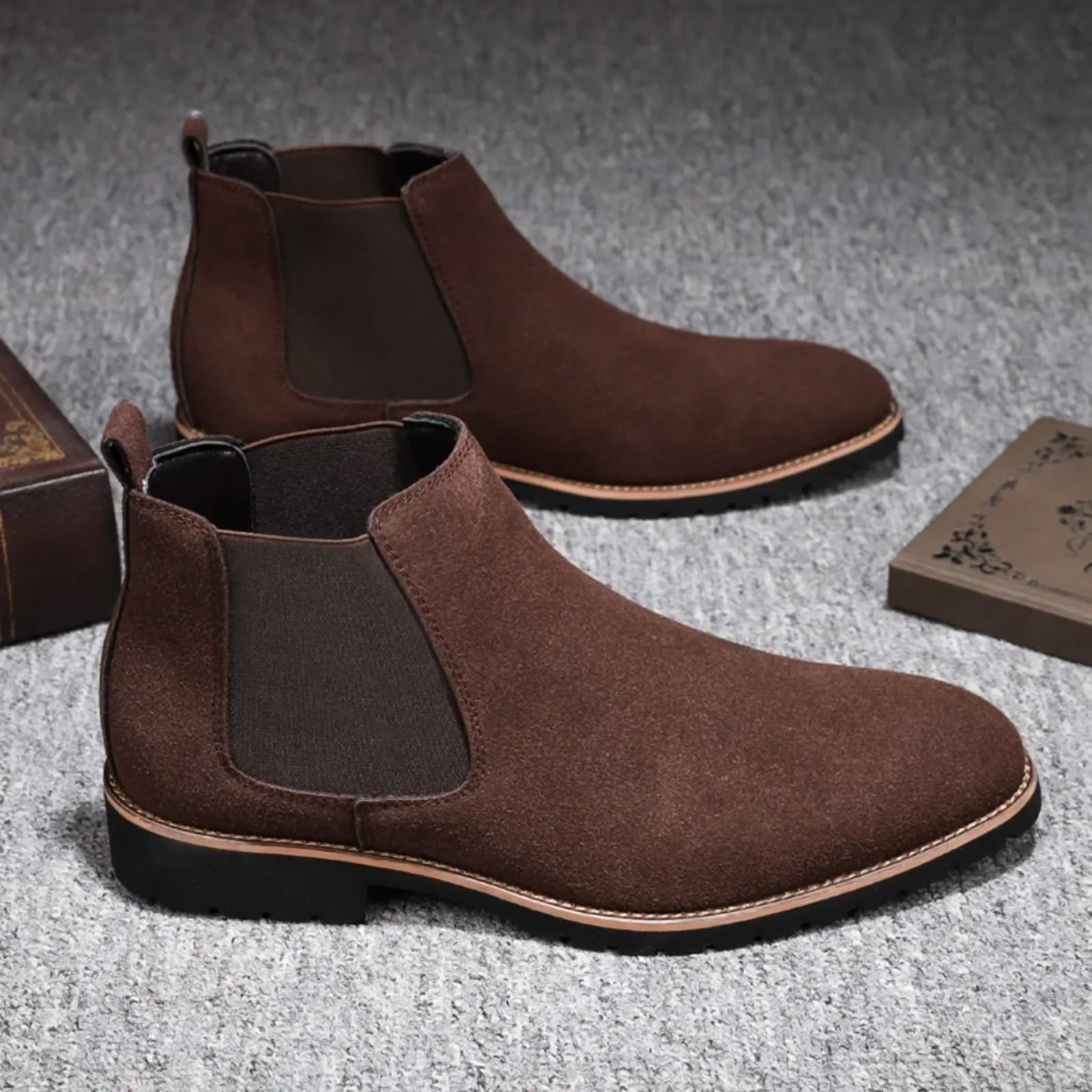 Solveth - Stevige Chelsea Boots Heren met Profielzool en Elastische Zijkanten