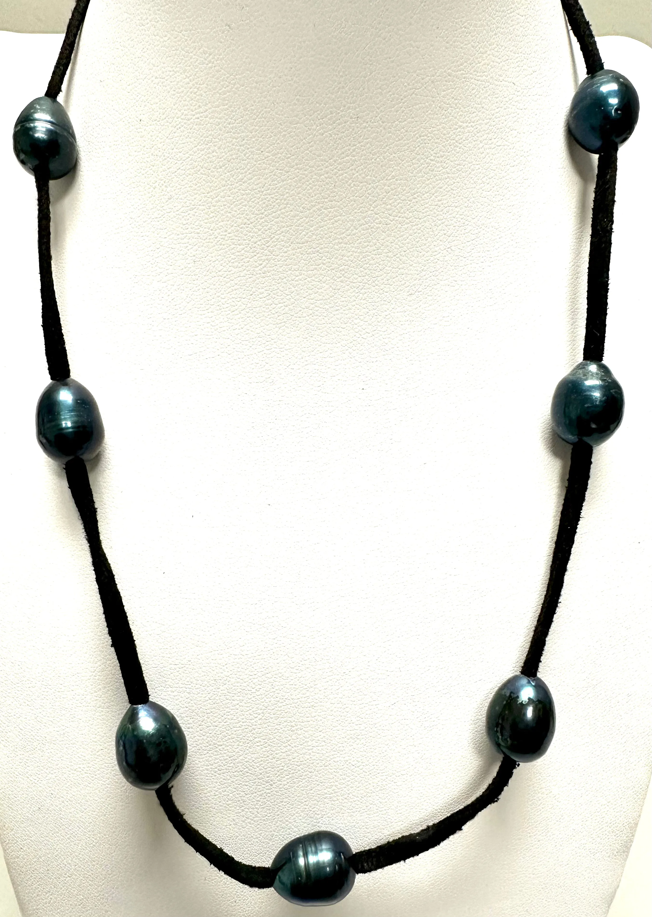 Suede and Pearl Necklace